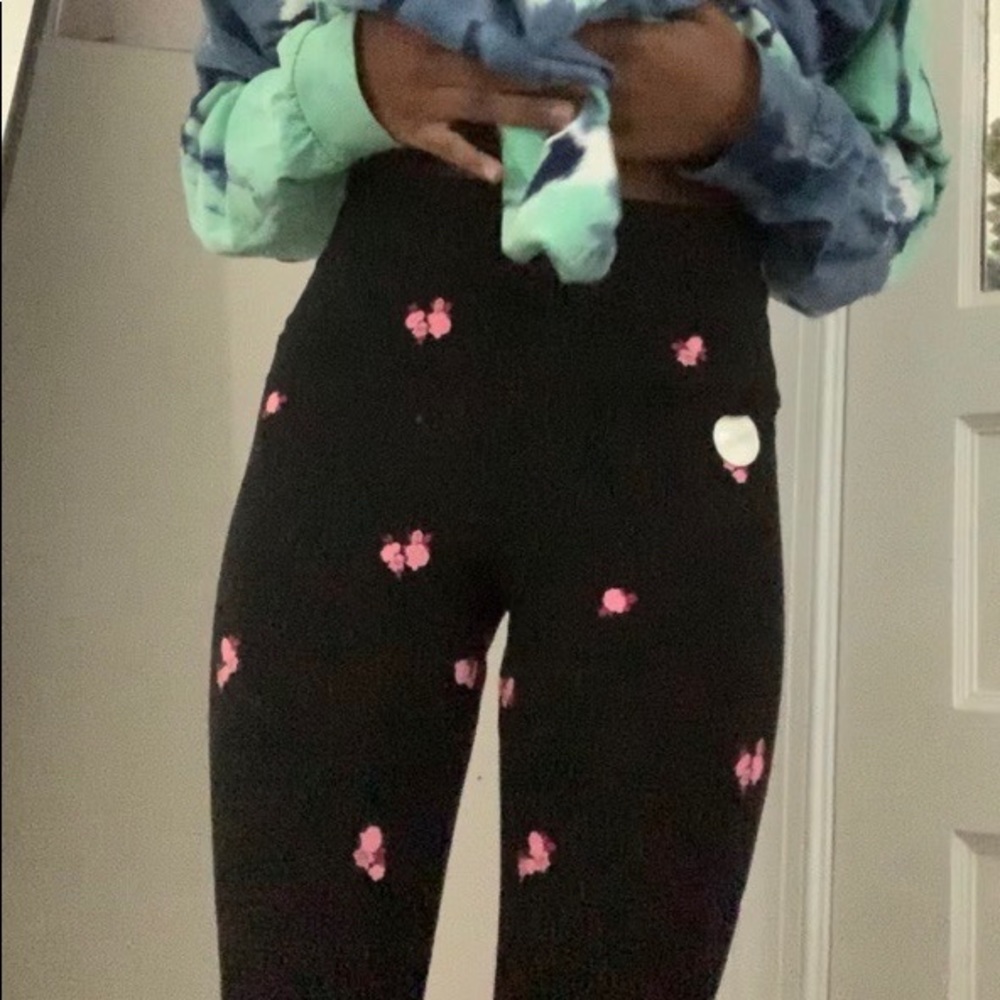 pink leggings